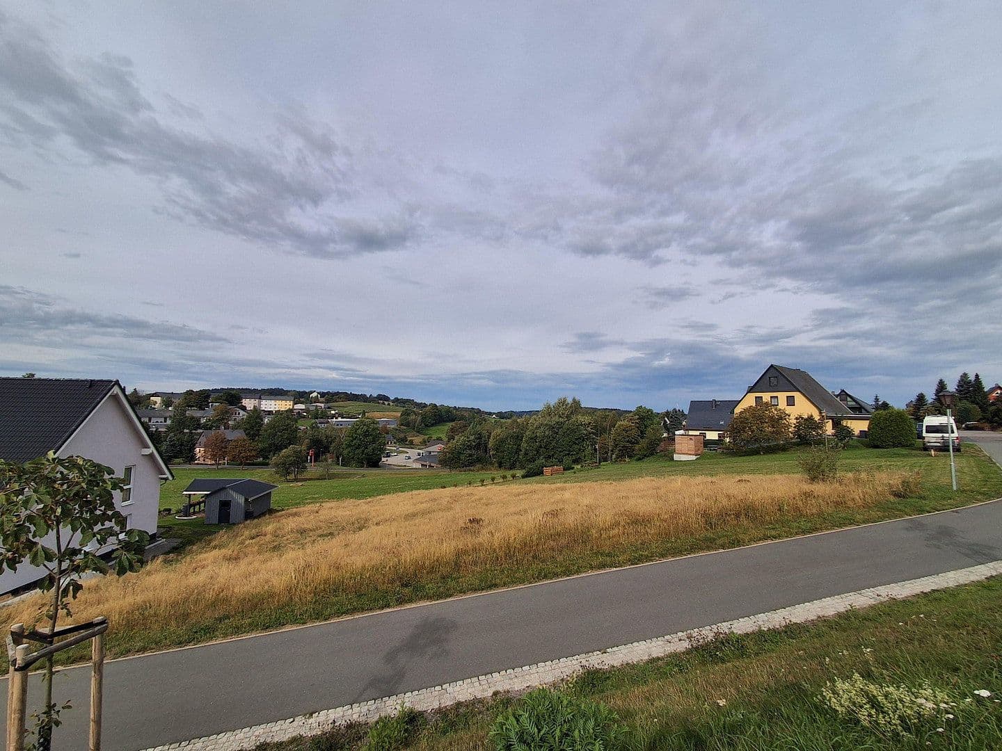 Prodej pozemku 929 m², Kastanienweg 25 a, Seiffen/Erzgebirge, Sasko Prodej pozemku 929 m², Kastanienweg 25 a, Seiffen/Erzgebirge, Sasko