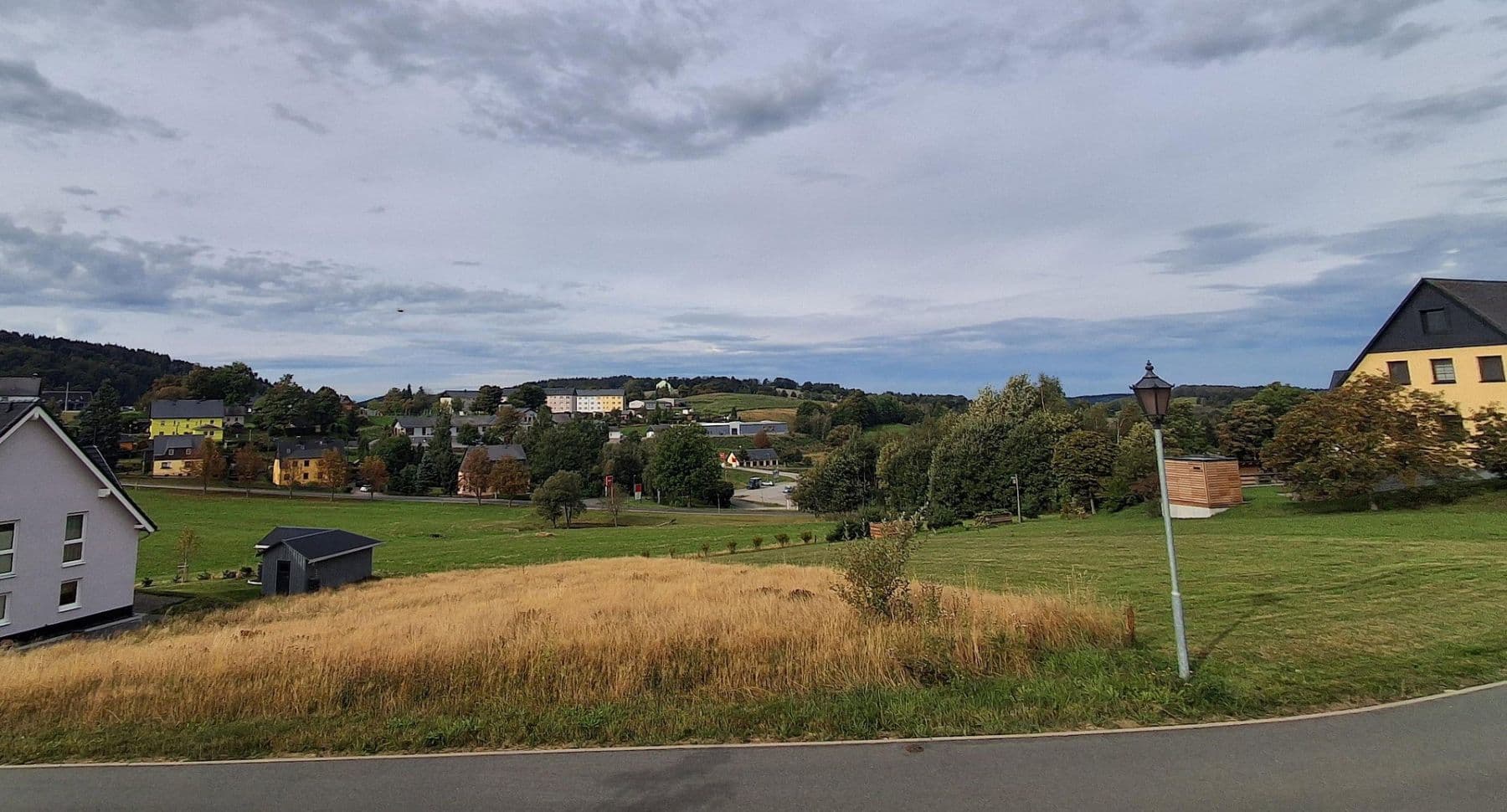 Prodej pozemku 929 m², Kastanienweg 25 a, Seiffen/Erzgebirge, Sasko Prodej pozemku 929 m², Kastanienweg 25 a, Seiffen/Erzgebirge, Sasko