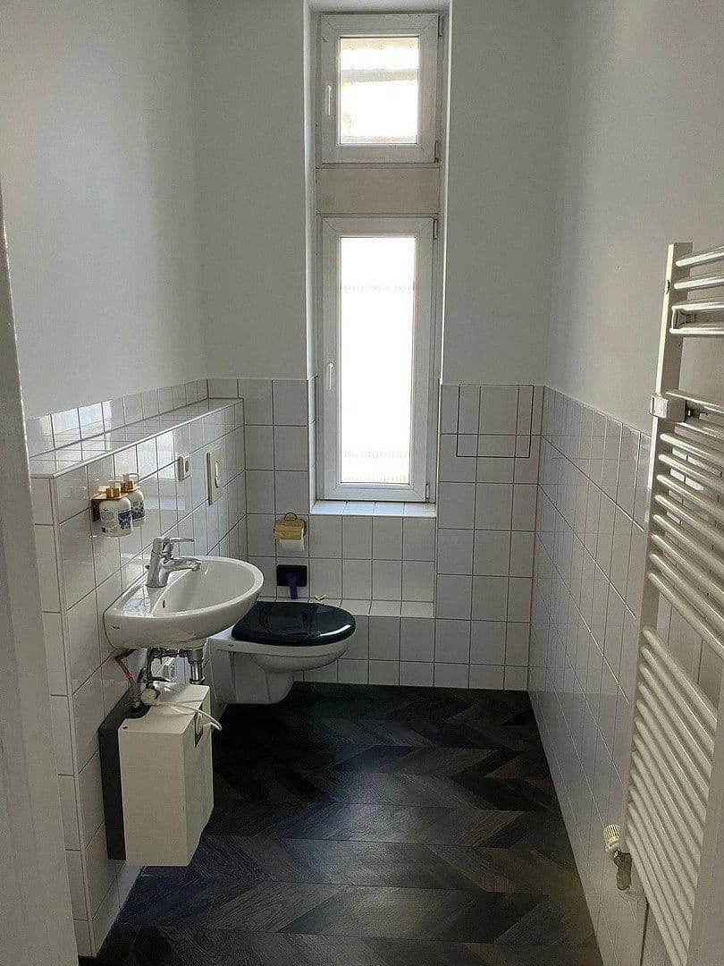 Pronájem kanceláře 90 m², Ahornstraße 6, Berlin, Berlín Pronájem kanceláře 90 m², Ahornstraße 6, Berlin, Berlín
