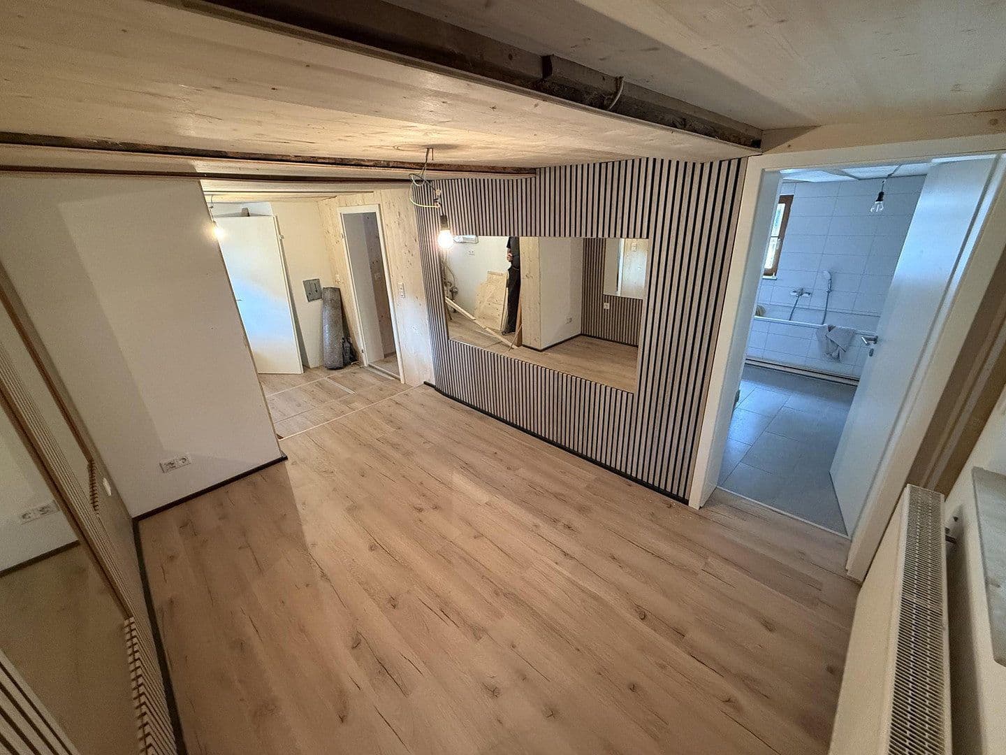 Prodej domu 115 m², pozemek 180 m², Bergstraße 22, Geslau, Bavorsko Prodej domu 115 m², pozemek 180 m², Bergstraße 22, Geslau, Bavorsko