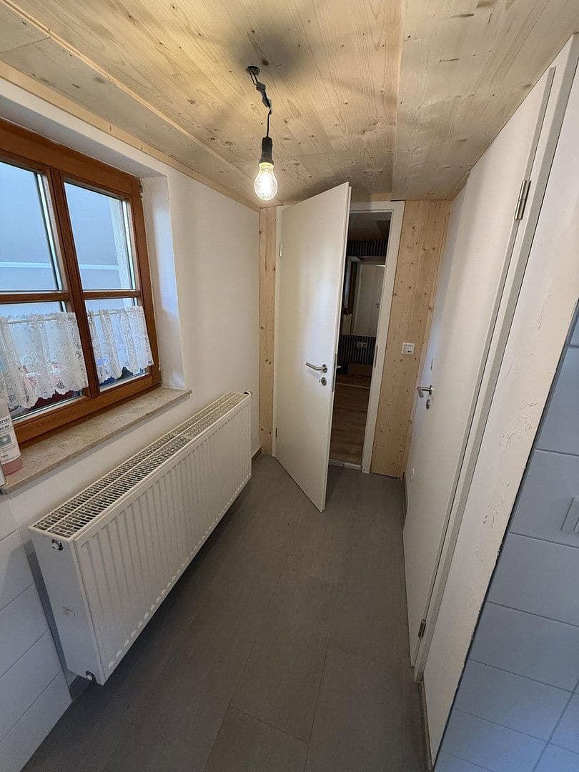 Prodej domu 115 m², pozemek 180 m², Bergstraße 22, Geslau, Bavorsko Prodej domu 115 m², pozemek 180 m², Bergstraße 22, Geslau, Bavorsko