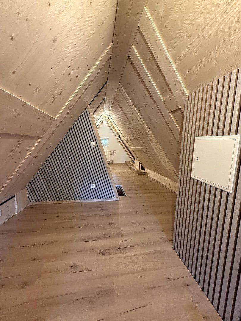 Prodej domu 115 m², pozemek 180 m², Bergstraße 22, Geslau, Bavorsko Prodej domu 115 m², pozemek 180 m², Bergstraße 22, Geslau, Bavorsko
