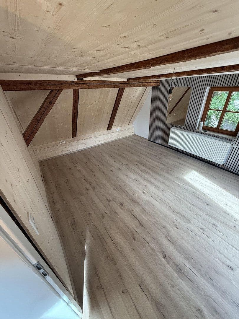 Prodej domu 115 m², pozemek 180 m², Bergstraße 22, Geslau, Bavorsko Prodej domu 115 m², pozemek 180 m², Bergstraße 22, Geslau, Bavorsko