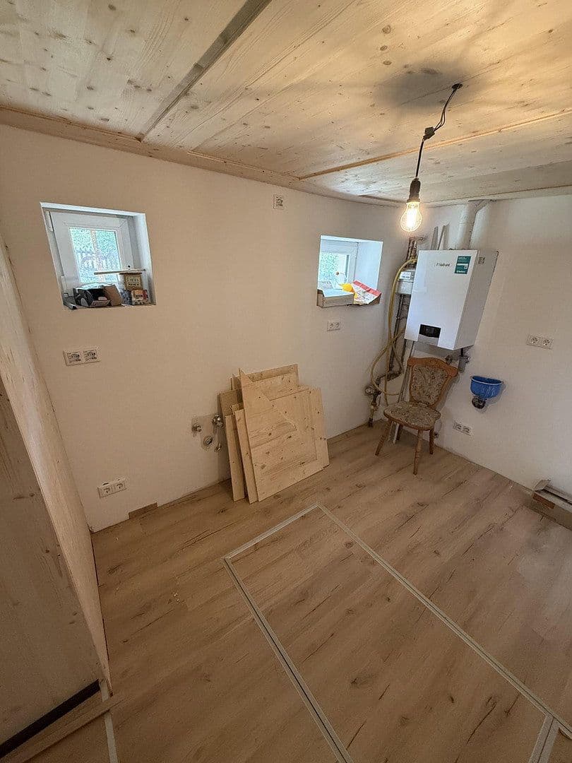 Prodej domu 115 m², pozemek 180 m², Bergstraße 22, Geslau, Bavorsko Prodej domu 115 m², pozemek 180 m², Bergstraße 22, Geslau, Bavorsko
