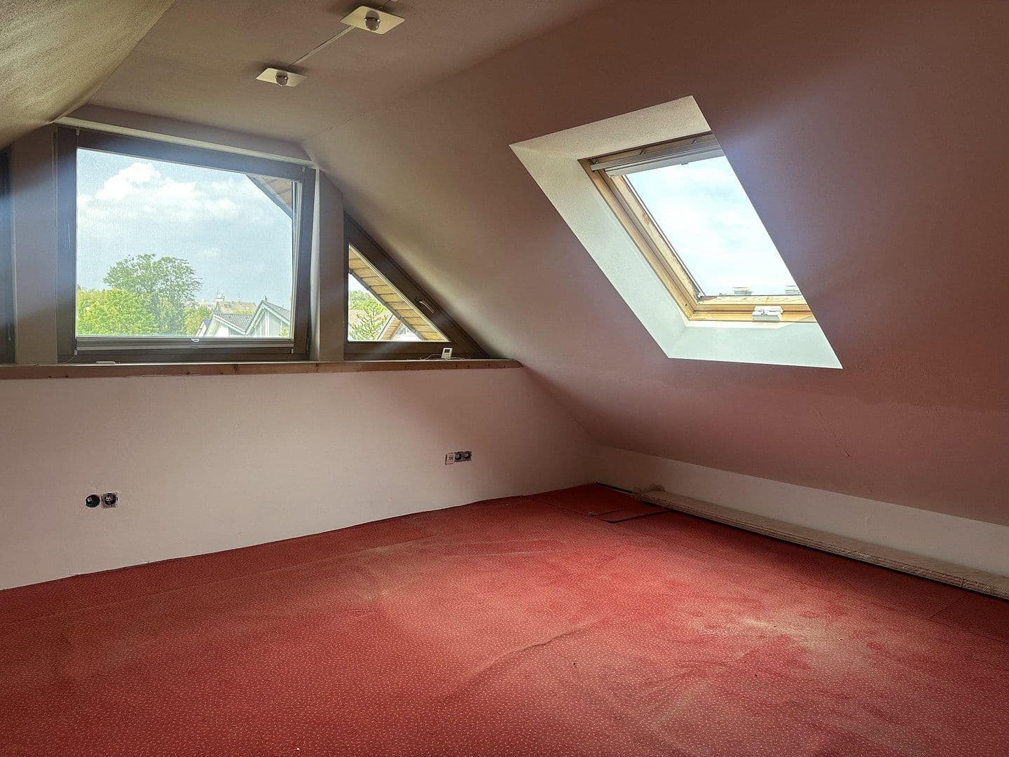Prodej domu 153 m², pozemek 418 m², Leichlingen, Severní Porýní-Vestfálsko Prodej domu 153 m², pozemek 418 m², Leichlingen, Severní Porýní-Vestfálsko