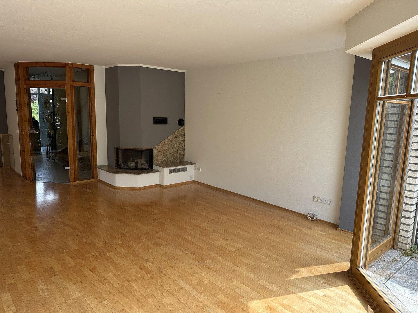 Prodej domu 153 m², pozemek 418 m², Leichlingen, Severní Porýní-Vestfálsko Prodej domu 153 m², pozemek 418 m², Leichlingen, Severní Porýní-Vestfálsko
