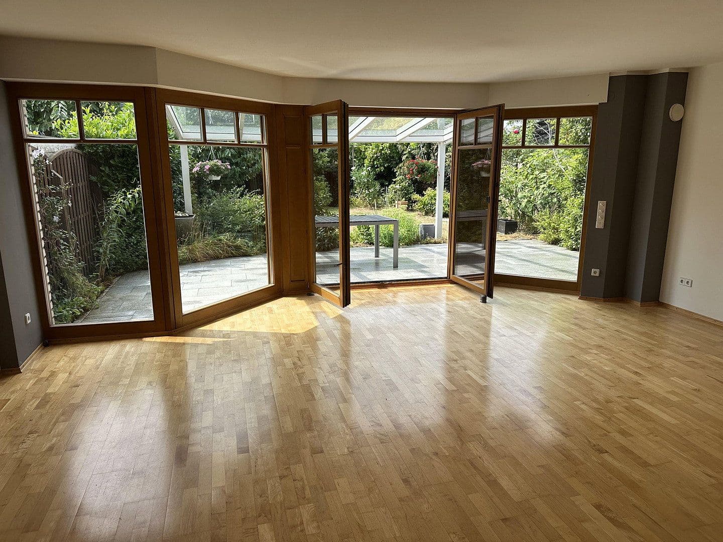 Prodej domu 153 m², pozemek 418 m², Leichlingen, Severní Porýní-Vestfálsko Prodej domu 153 m², pozemek 418 m², Leichlingen, Severní Porýní-Vestfálsko