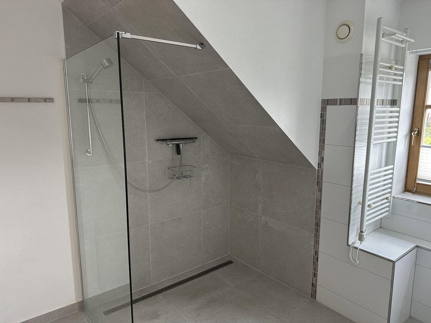 Prodej domu 153 m², pozemek 418 m², Leichlingen, Severní Porýní-Vestfálsko Prodej domu 153 m², pozemek 418 m², Leichlingen, Severní Porýní-Vestfálsko