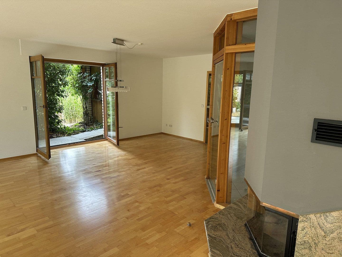 Prodej domu 153 m², pozemek 418 m², Leichlingen, Severní Porýní-Vestfálsko Prodej domu 153 m², pozemek 418 m², Leichlingen, Severní Porýní-Vestfálsko