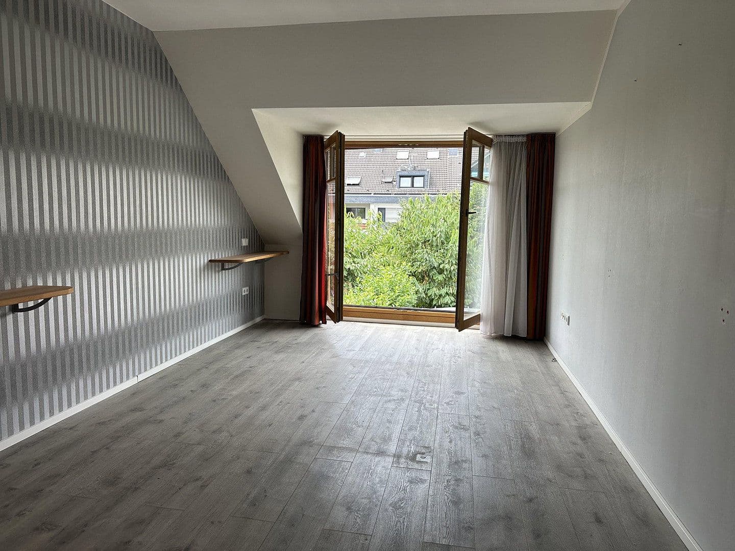 Prodej domu 153 m², pozemek 418 m², Leichlingen, Severní Porýní-Vestfálsko Prodej domu 153 m², pozemek 418 m², Leichlingen, Severní Porýní-Vestfálsko