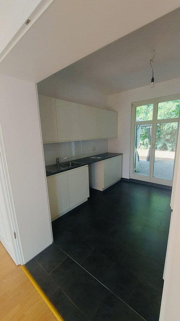 Prodej domu 121 m², pozemek 937 m², Potsdam, Braniborsko Prodej domu 121 m², pozemek 937 m², Potsdam, Braniborsko