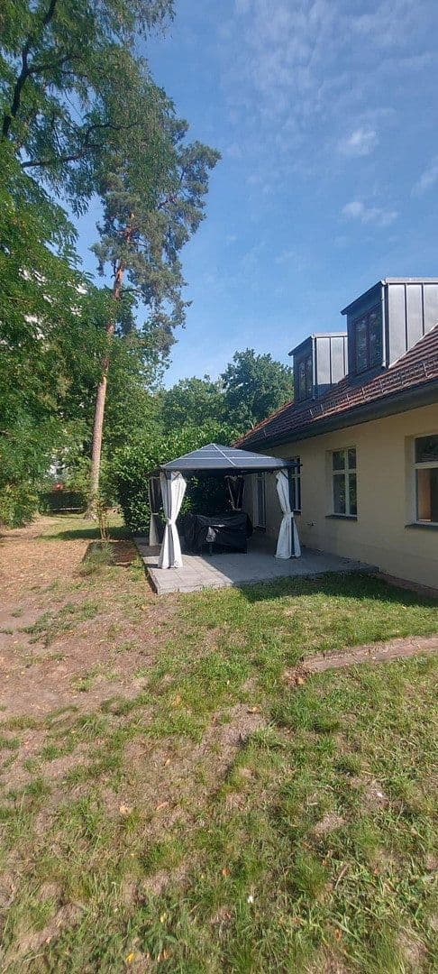 Prodej domu 121 m², pozemek 937 m², Potsdam, Braniborsko Prodej domu 121 m², pozemek 937 m², Potsdam, Braniborsko