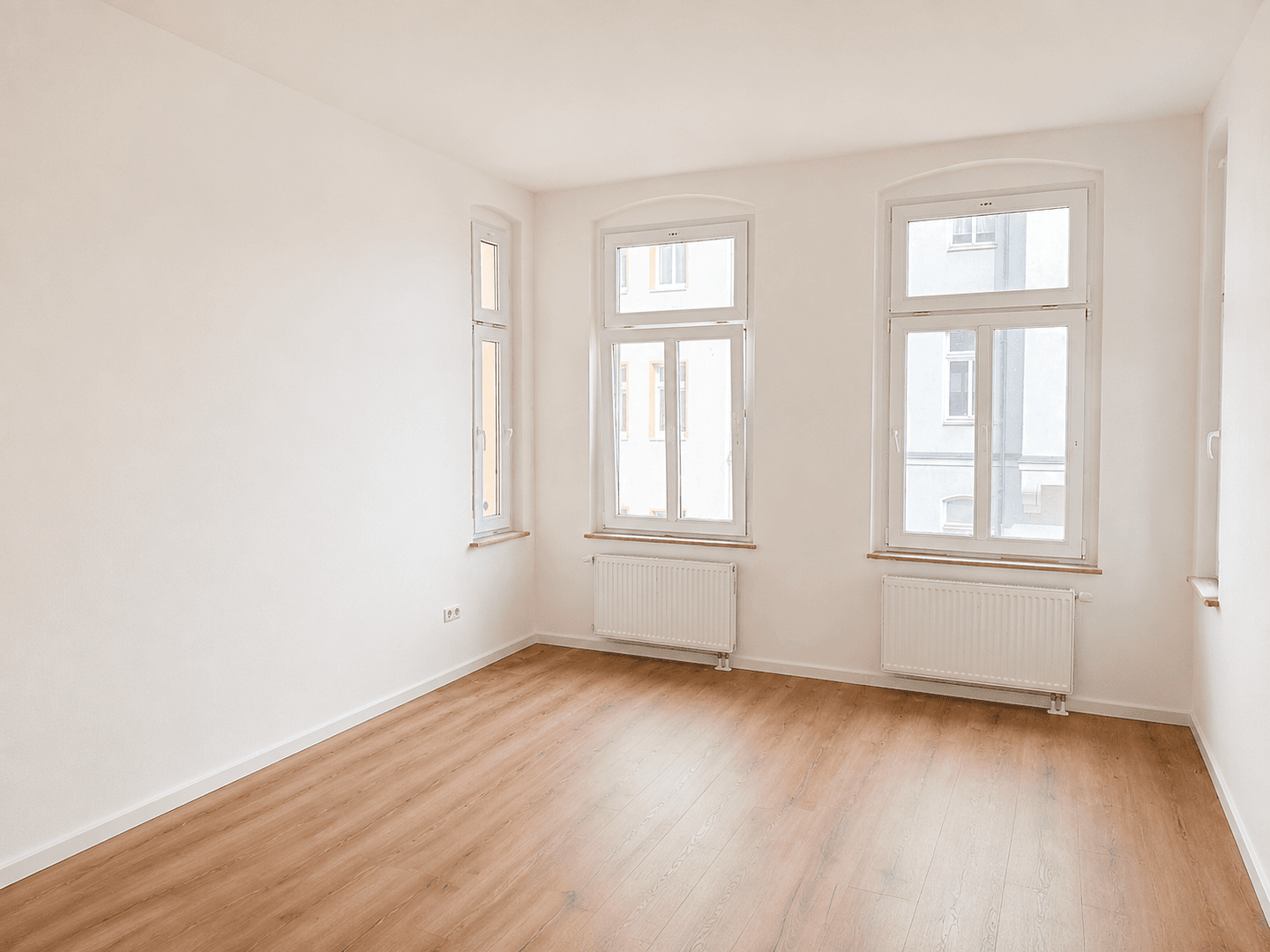 Pronájem bytu 2+1 59 m², Röpziger Straße 6, Halle (Saale), Sasko-Anhaltsko Pronájem bytu 2+1 59 m², Röpziger Straße 6, Halle (Saale), Sasko-Anhaltsko