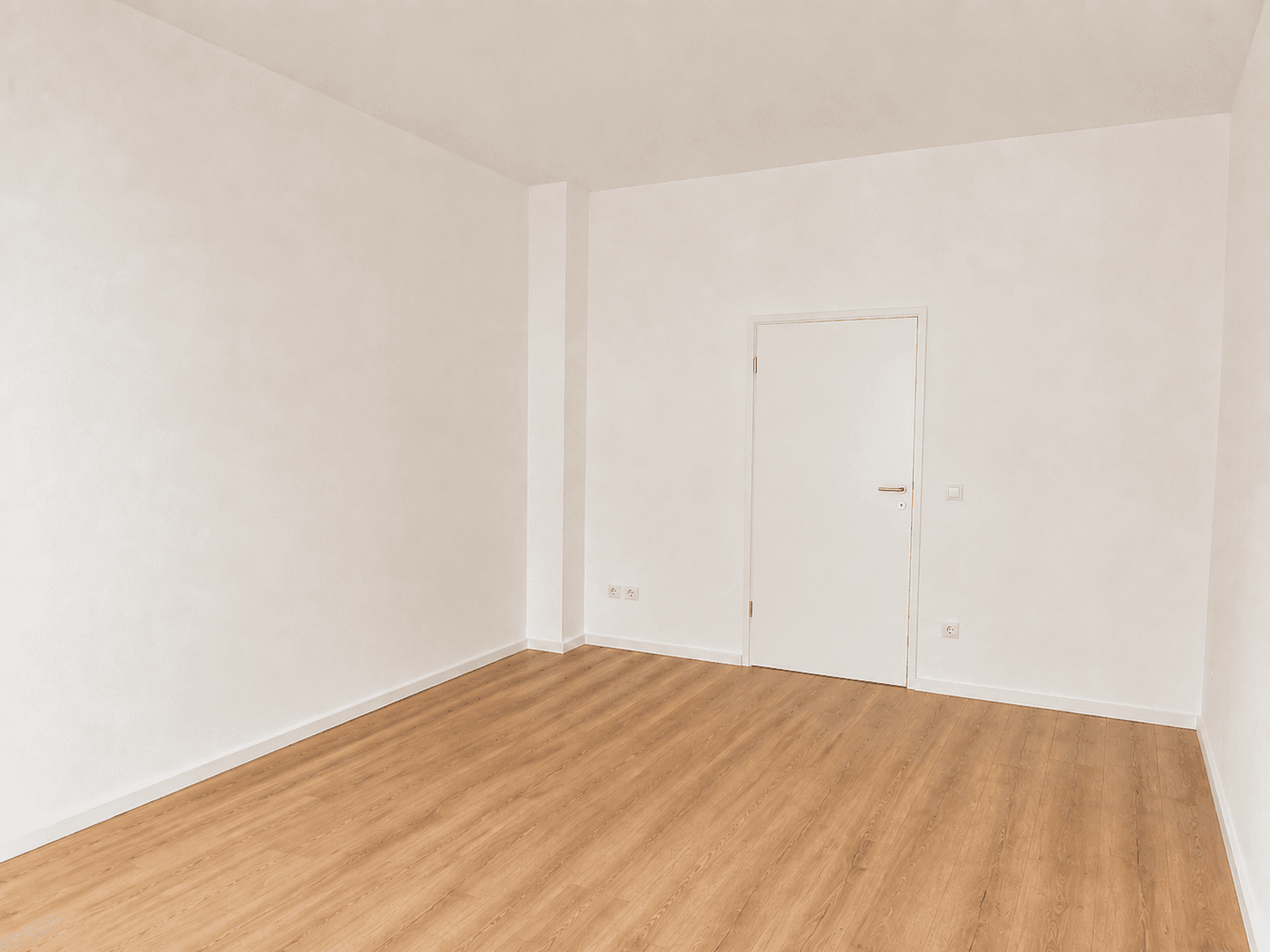 Pronájem bytu 2+1 59 m², Röpziger Straße 6, Halle (Saale), Sasko-Anhaltsko Pronájem bytu 2+1 59 m², Röpziger Straße 6, Halle (Saale), Sasko-Anhaltsko