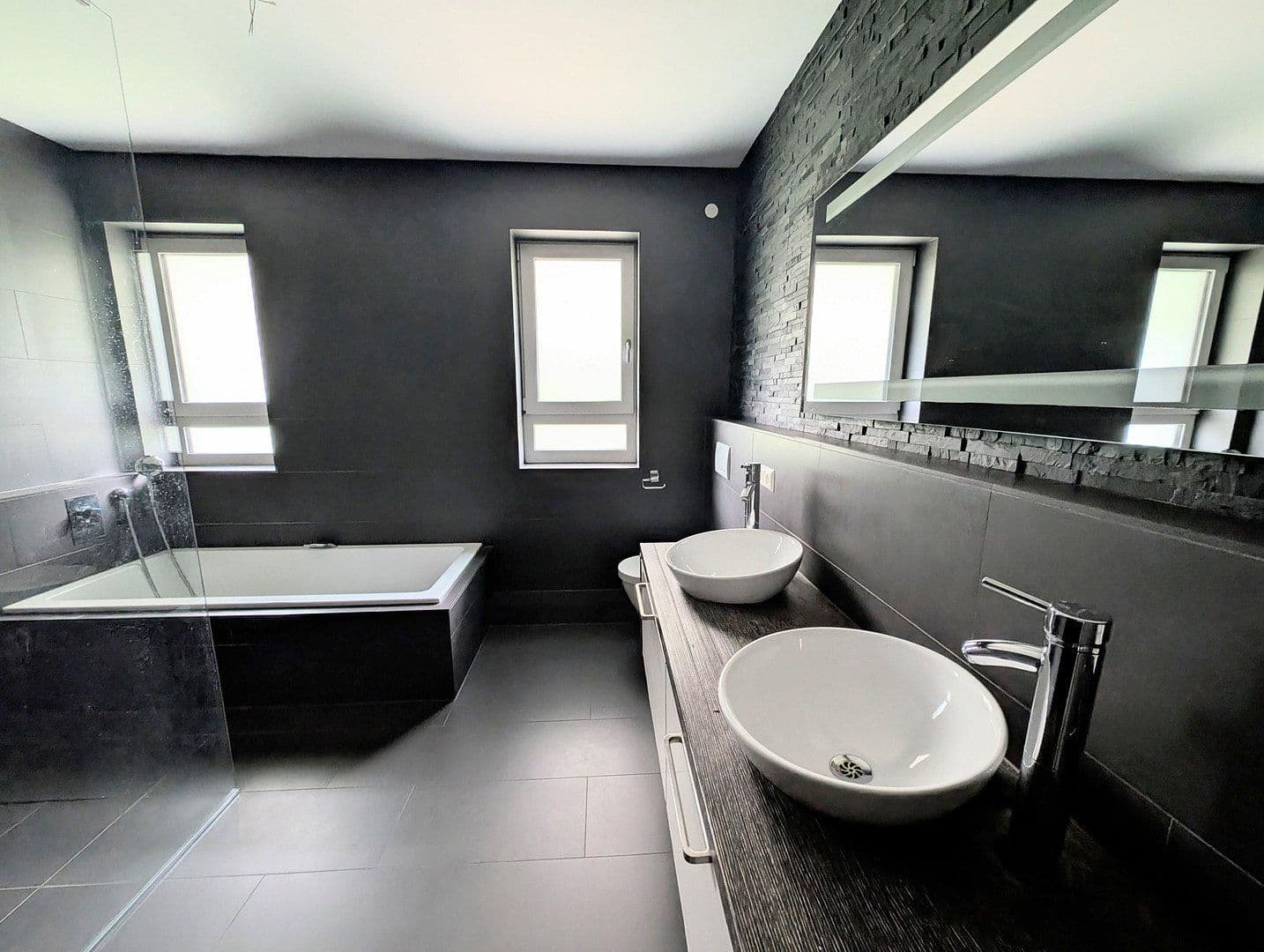 Prodej bytu 4+1 126 m², Robert-Dick-Weg 2, Ulm, Bádensko-Württembersko Prodej bytu 4+1 126 m², Robert-Dick-Weg 2, Ulm, Bádensko-Württembersko
