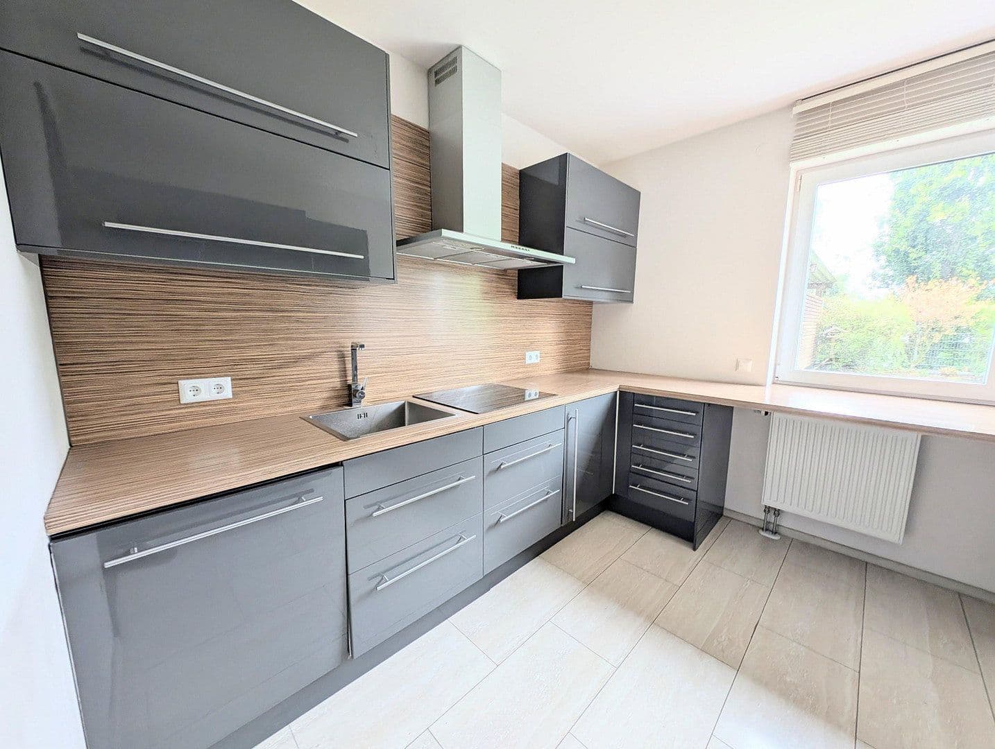 Prodej bytu 4+1 126 m², Robert-Dick-Weg 2, Ulm, Bádensko-Württembersko Prodej bytu 4+1 126 m², Robert-Dick-Weg 2, Ulm, Bádensko-Württembersko