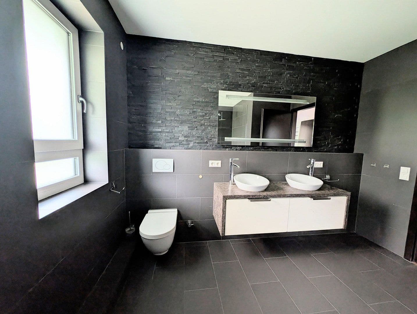 Prodej bytu 4+1 126 m², Robert-Dick-Weg 2, Ulm, Bádensko-Württembersko Prodej bytu 4+1 126 m², Robert-Dick-Weg 2, Ulm, Bádensko-Württembersko