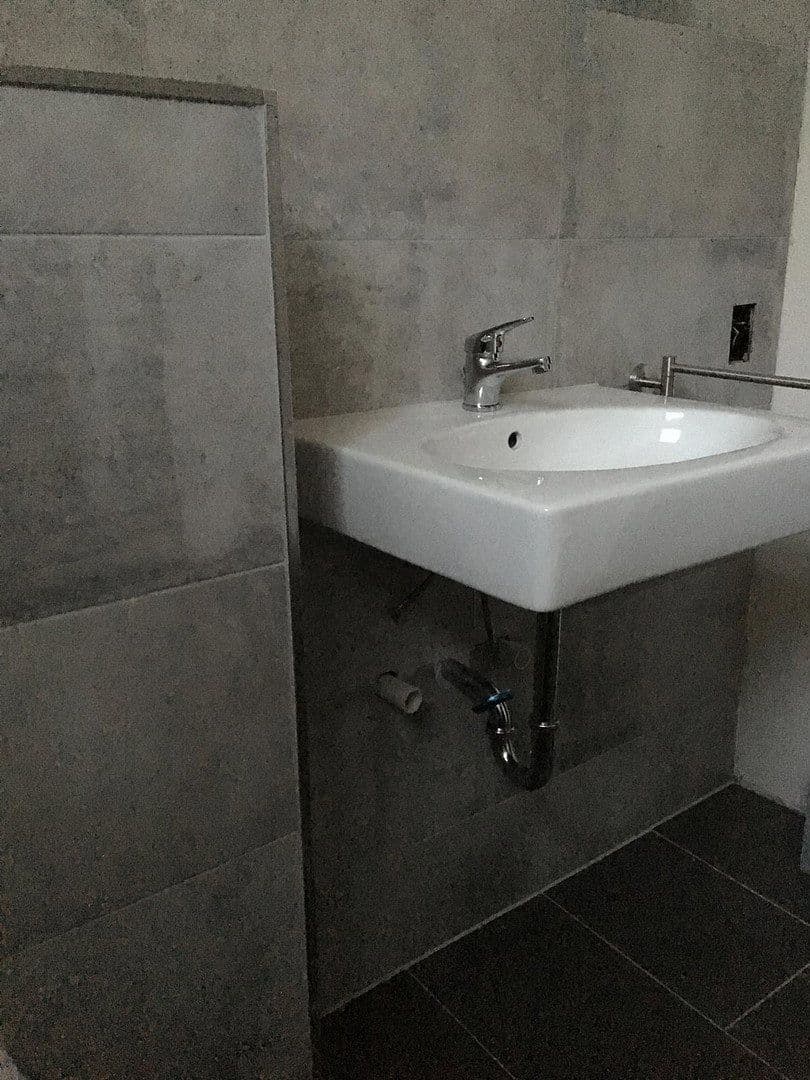 Prodej domu 879 m², pozemek 747 m², Frankenthal, Porýní-Falc Prodej domu 879 m², pozemek 747 m², Frankenthal, Porýní-Falc
