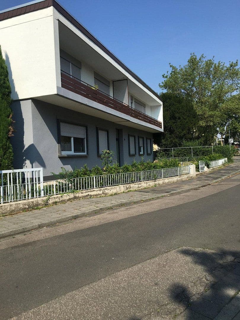 Prodej domu 879 m², pozemek 747 m², Frankenthal, Porýní-Falc Prodej domu 879 m², pozemek 747 m², Frankenthal, Porýní-Falc