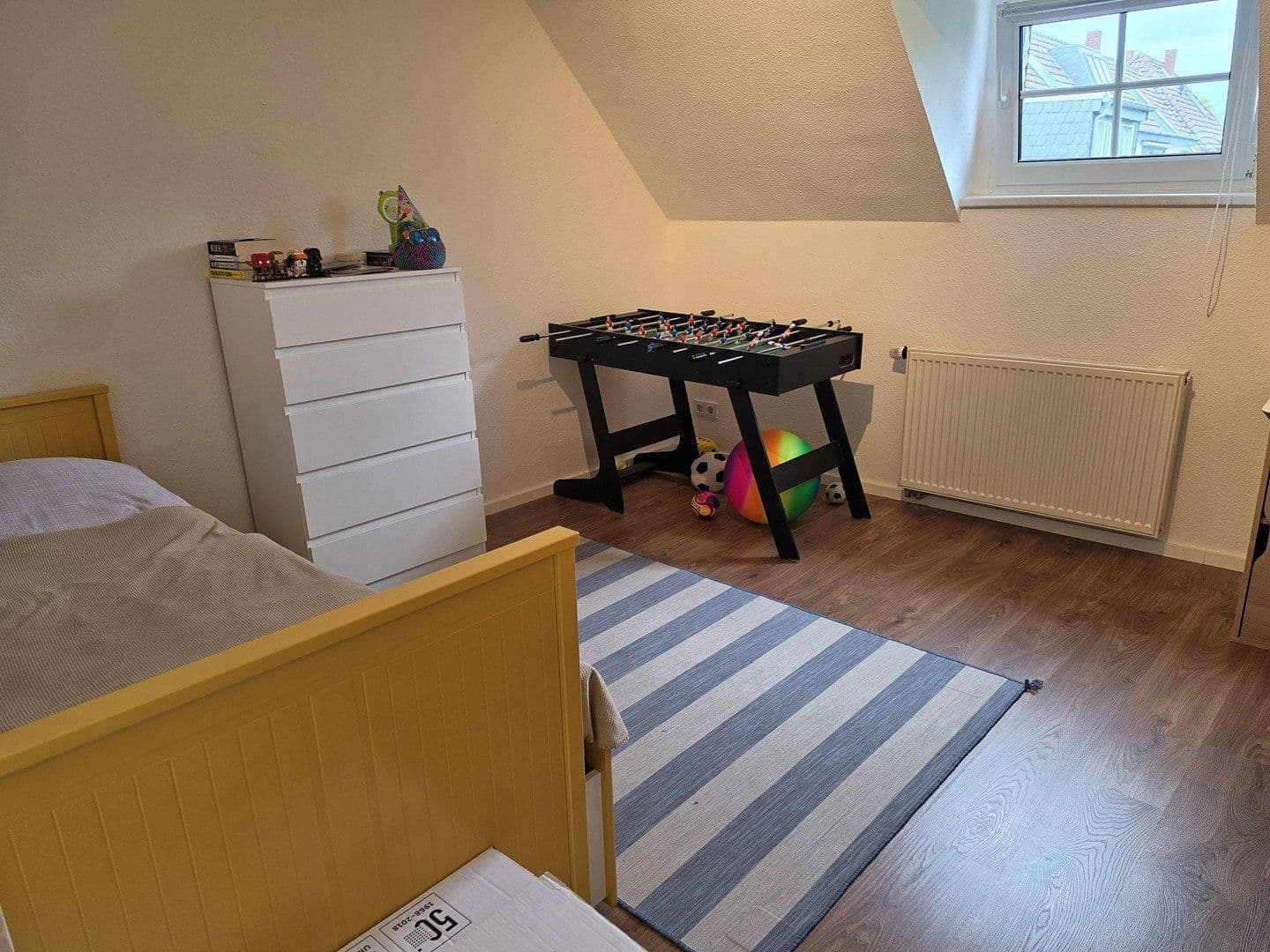 Pronájem bytu 4+1 104 m², Weierstraße 12a, Siegburg, Severní Porýní-Vestfálsko Pronájem bytu 4+1 104 m², Weierstraße 12a, Siegburg, Severní Porýní-Vestfálsko