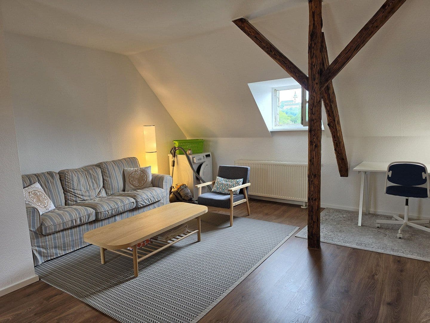 Pronájem bytu 4+1 104 m², Weierstraße 12a, Siegburg, Severní Porýní-Vestfálsko Pronájem bytu 4+1 104 m², Weierstraße 12a, Siegburg, Severní Porýní-Vestfálsko