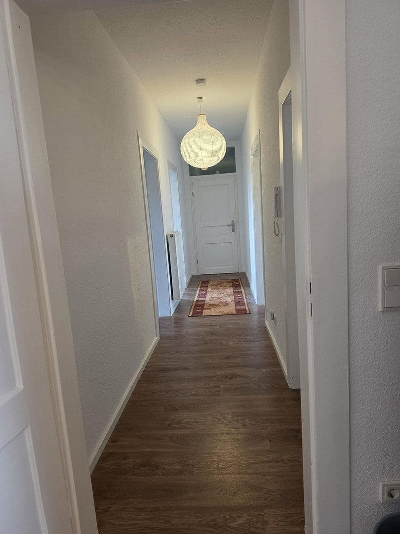 Pronájem bytu 4+1 104 m², Weierstraße 12a, Siegburg, Severní Porýní-Vestfálsko Pronájem bytu 4+1 104 m², Weierstraße 12a, Siegburg, Severní Porýní-Vestfálsko