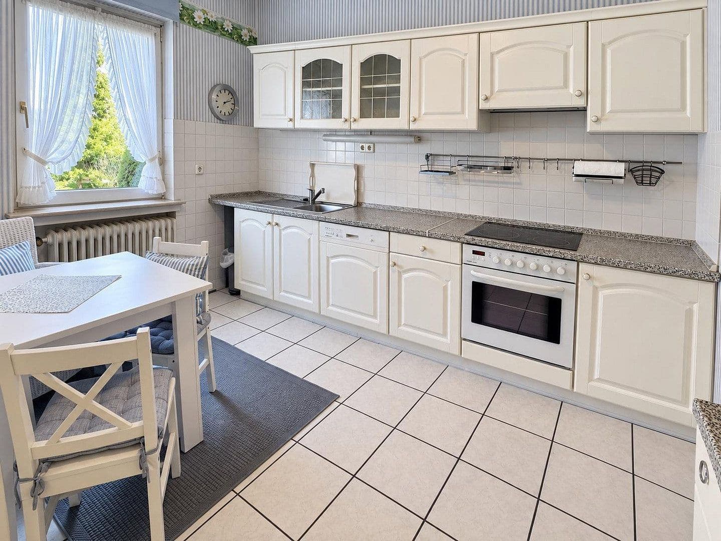 Prodej domu 95 m², pozemek 246 m², Neißeweg 16, Diepholz, Dolní Sasko Prodej domu 95 m², pozemek 246 m², Neißeweg 16, Diepholz, Dolní Sasko