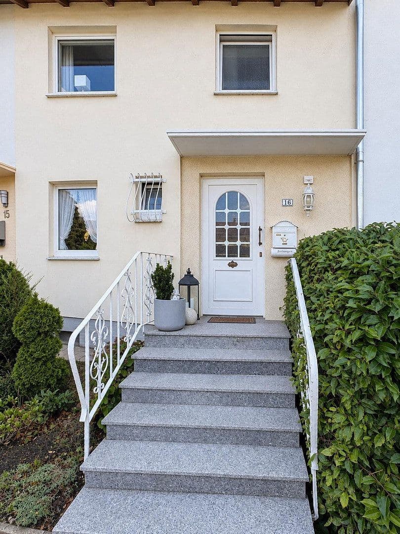 Prodej domu 95 m², pozemek 246 m², Neißeweg 16, Diepholz, Dolní Sasko Prodej domu 95 m², pozemek 246 m², Neißeweg 16, Diepholz, Dolní Sasko