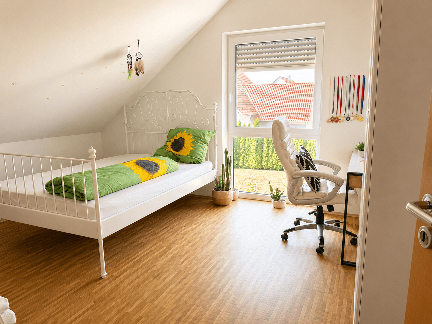 Prodej domu 168 m², pozemek 676 m², Glockenbecherring 28, Obertraubling, Bavorsko Prodej domu 168 m², pozemek 676 m², Glockenbecherring 28, Obertraubling, Bavorsko