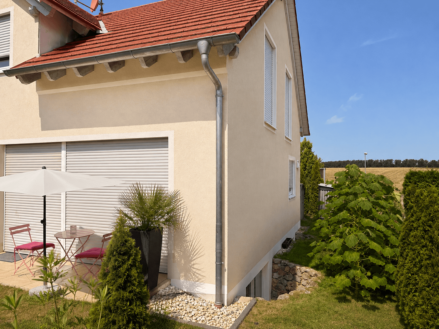 Prodej domu 168 m², pozemek 676 m², Glockenbecherring 28, Obertraubling, Bavorsko Prodej domu 168 m², pozemek 676 m², Glockenbecherring 28, Obertraubling, Bavorsko