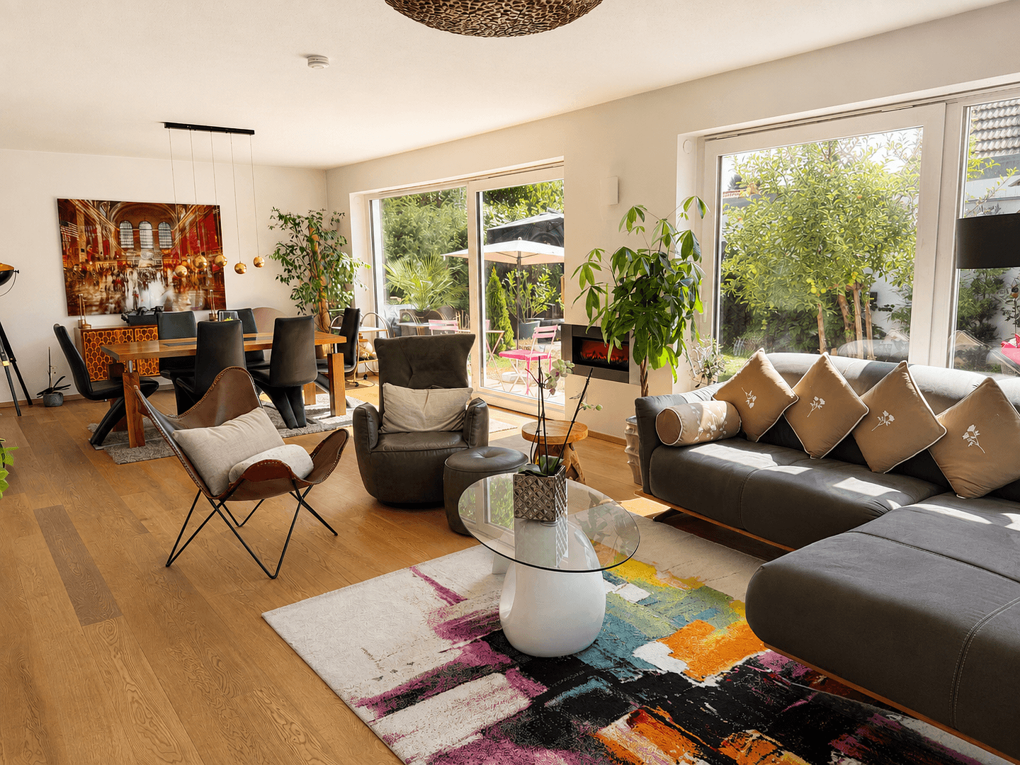 Prodej domu 168 m², pozemek 676 m², Glockenbecherring 28, Obertraubling, Bavorsko Prodej domu 168 m², pozemek 676 m², Glockenbecherring 28, Obertraubling, Bavorsko