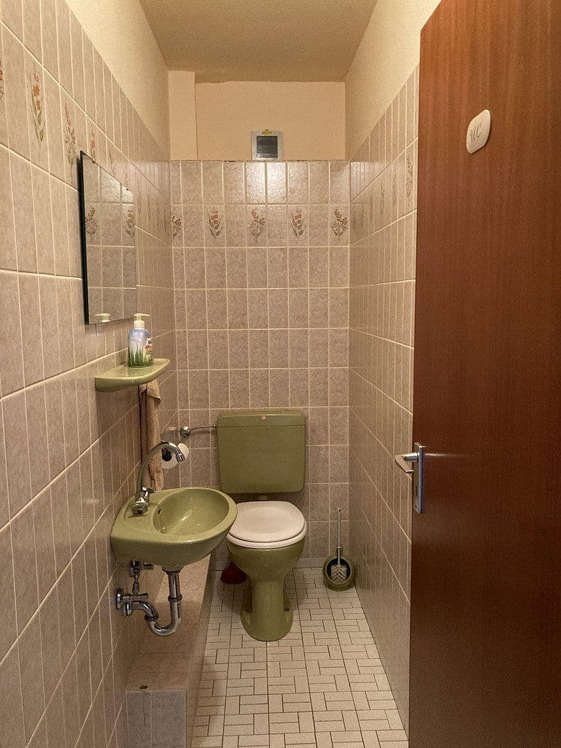 Prodej domu 128 m², pozemek 885 m², Northeim, Dolní Sasko Prodej domu 128 m², pozemek 885 m², Northeim, Dolní Sasko