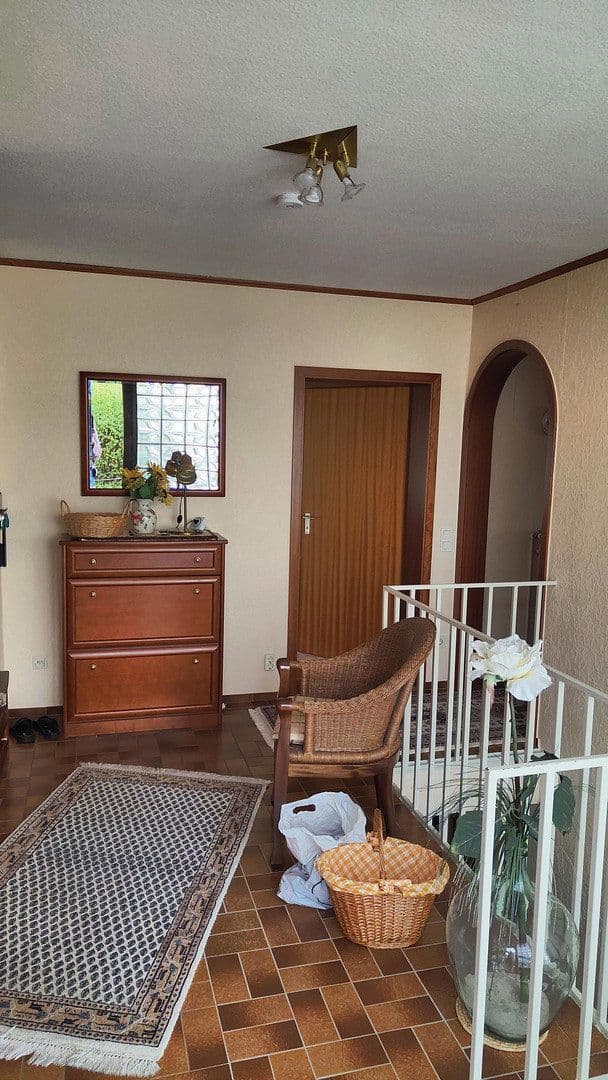 Prodej domu 128 m², pozemek 885 m², Northeim, Dolní Sasko Prodej domu 128 m², pozemek 885 m², Northeim, Dolní Sasko