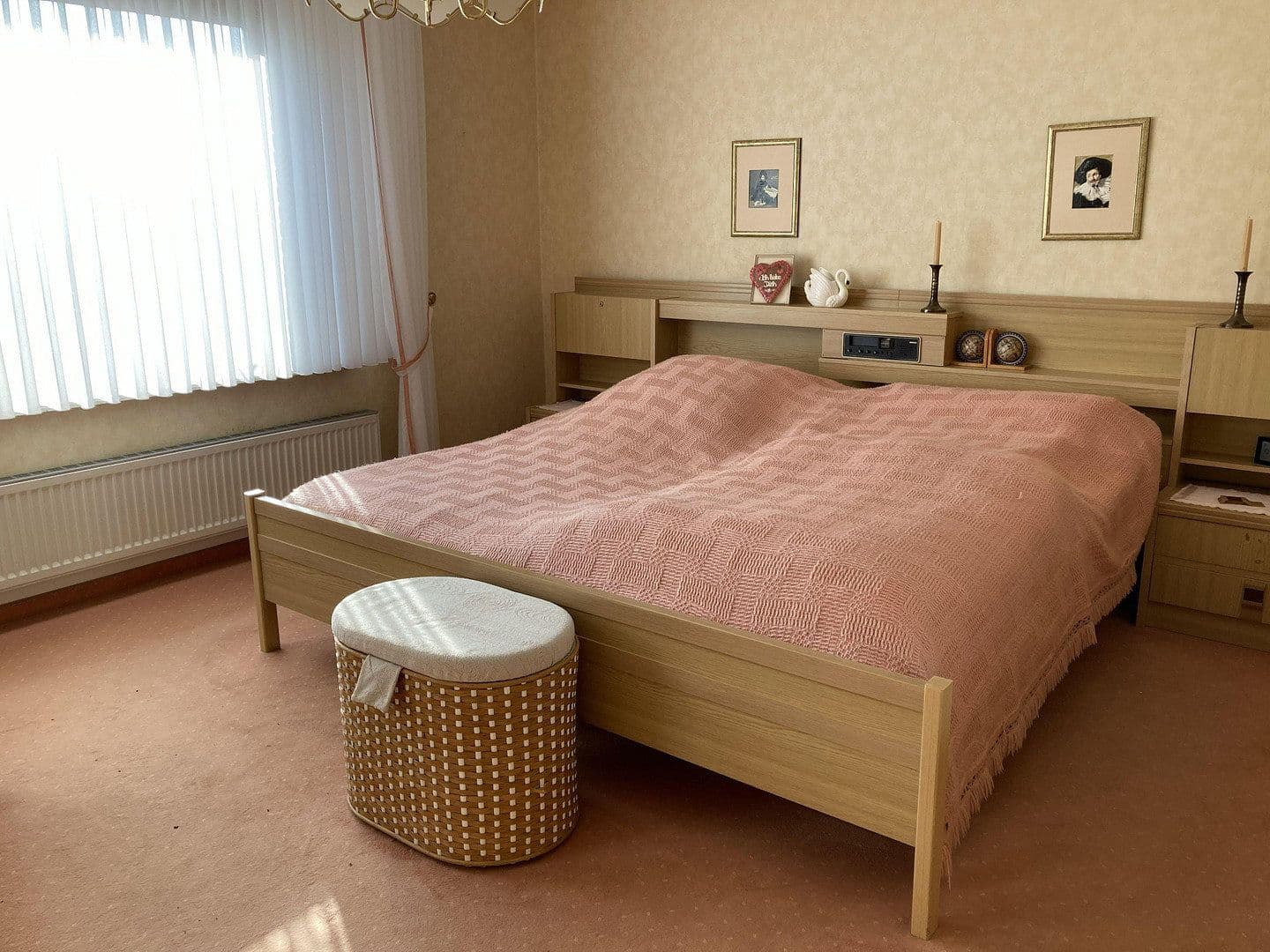 Prodej domu 128 m², pozemek 885 m², Northeim, Dolní Sasko Prodej domu 128 m², pozemek 885 m², Northeim, Dolní Sasko