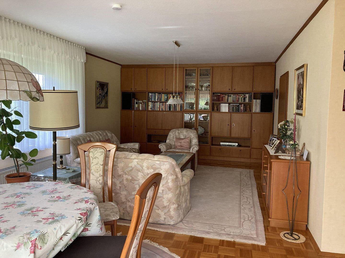 Prodej domu 128 m², pozemek 885 m², Northeim, Dolní Sasko Prodej domu 128 m², pozemek 885 m², Northeim, Dolní Sasko