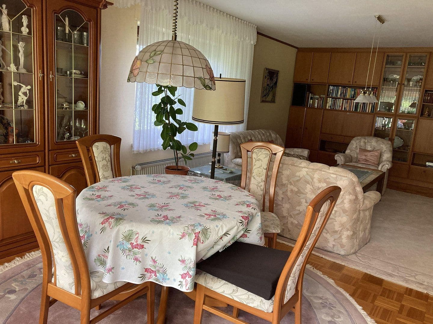 Prodej domu 128 m², pozemek 885 m², Northeim, Dolní Sasko Prodej domu 128 m², pozemek 885 m², Northeim, Dolní Sasko