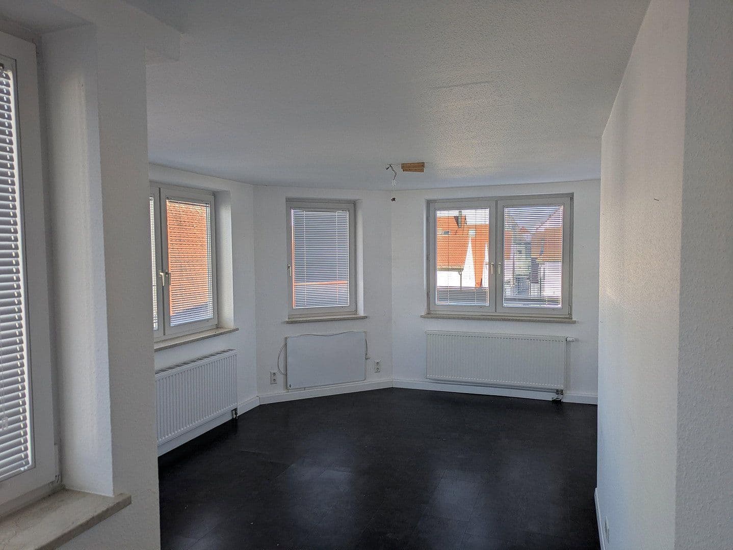 Pronájem kanceláře 189 m², Bürgermeister-Landmann-Platz 9, Günzburg, Bavorsko Pronájem kanceláře 189 m², Bürgermeister-Landmann-Platz 9, Günzburg, Bavorsko