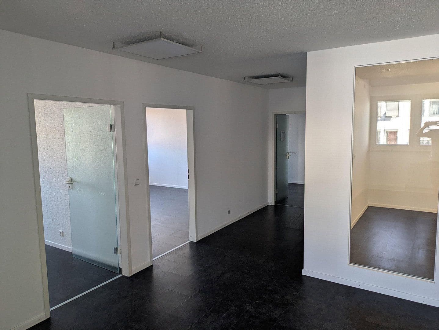 Pronájem kanceláře 189 m², Bürgermeister-Landmann-Platz 9, Günzburg, Bavorsko Pronájem kanceláře 189 m², Bürgermeister-Landmann-Platz 9, Günzburg, Bavorsko