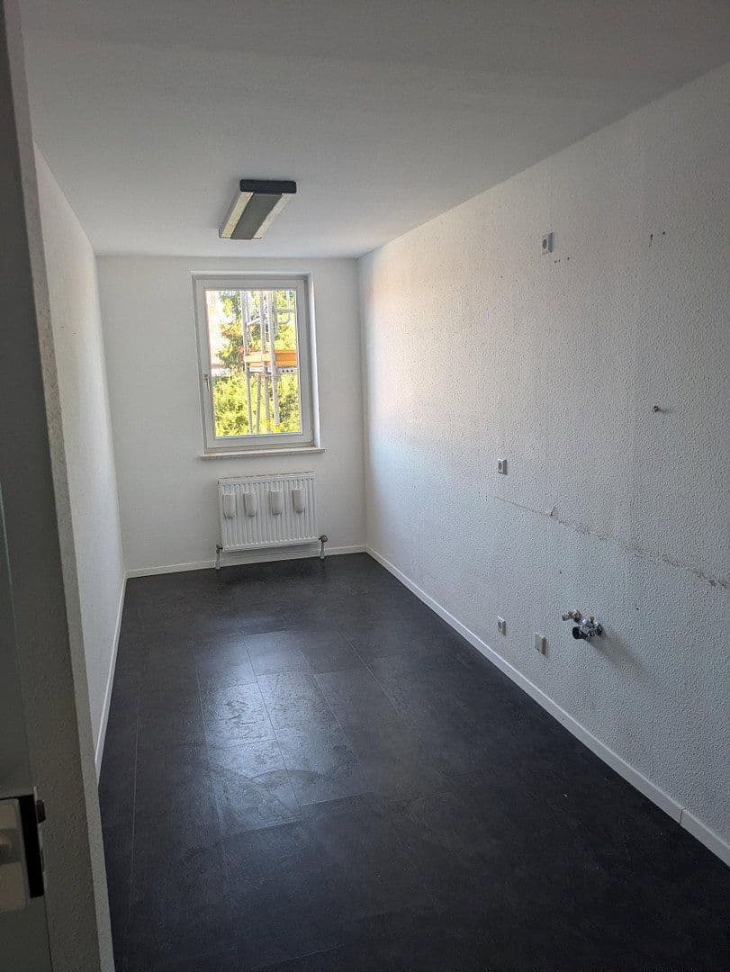 Pronájem kanceláře 189 m², Bürgermeister-Landmann-Platz 9, Günzburg, Bavorsko Pronájem kanceláře 189 m², Bürgermeister-Landmann-Platz 9, Günzburg, Bavorsko