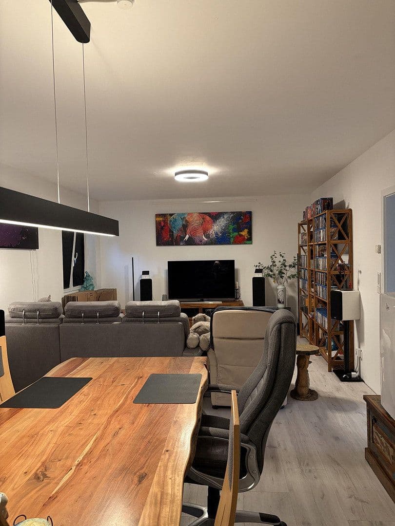 Prodej domu 105 m², pozemek 850 m², Stoltenkamp 5a, Sülfeld, Šlesvicko-Holštýnsko Prodej domu 105 m², pozemek 850 m², Stoltenkamp 5a, Sülfeld, Šlesvicko-Holštýnsko