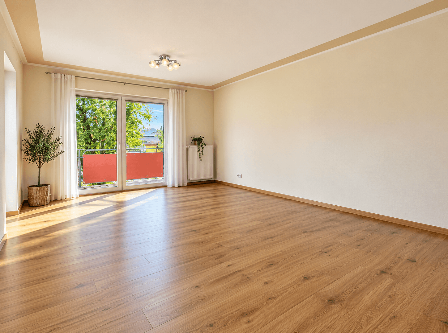 Prodej domu 426 m², pozemek 697 m², Altenstadt, Hessen Prodej domu 426 m², pozemek 697 m², Altenstadt, Hessen