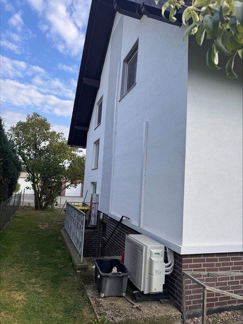 Prodej domu 150 m², pozemek 870 m², Wölpinghausen, Dolní Sasko Prodej domu 150 m², pozemek 870 m², Wölpinghausen, Dolní Sasko