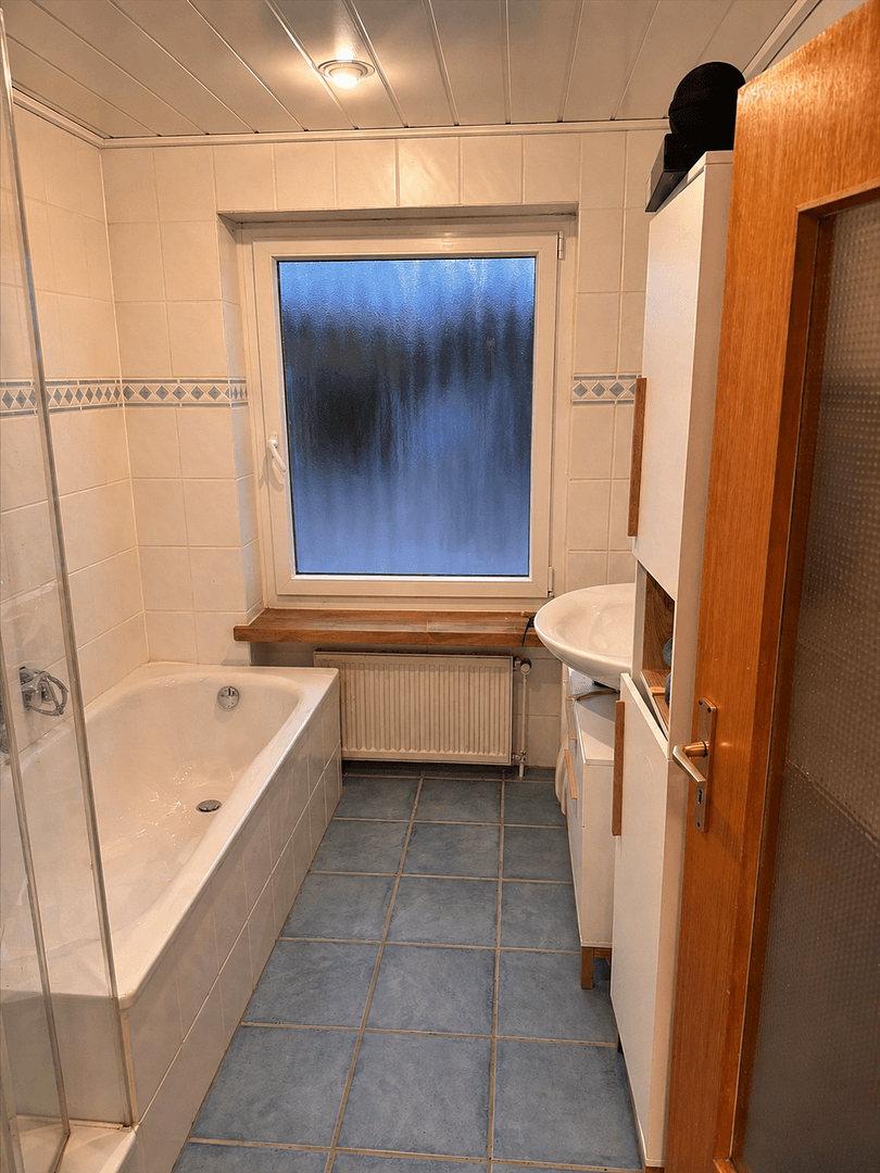 Prodej domu 150 m², pozemek 870 m², Wölpinghausen, Dolní Sasko Prodej domu 150 m², pozemek 870 m², Wölpinghausen, Dolní Sasko