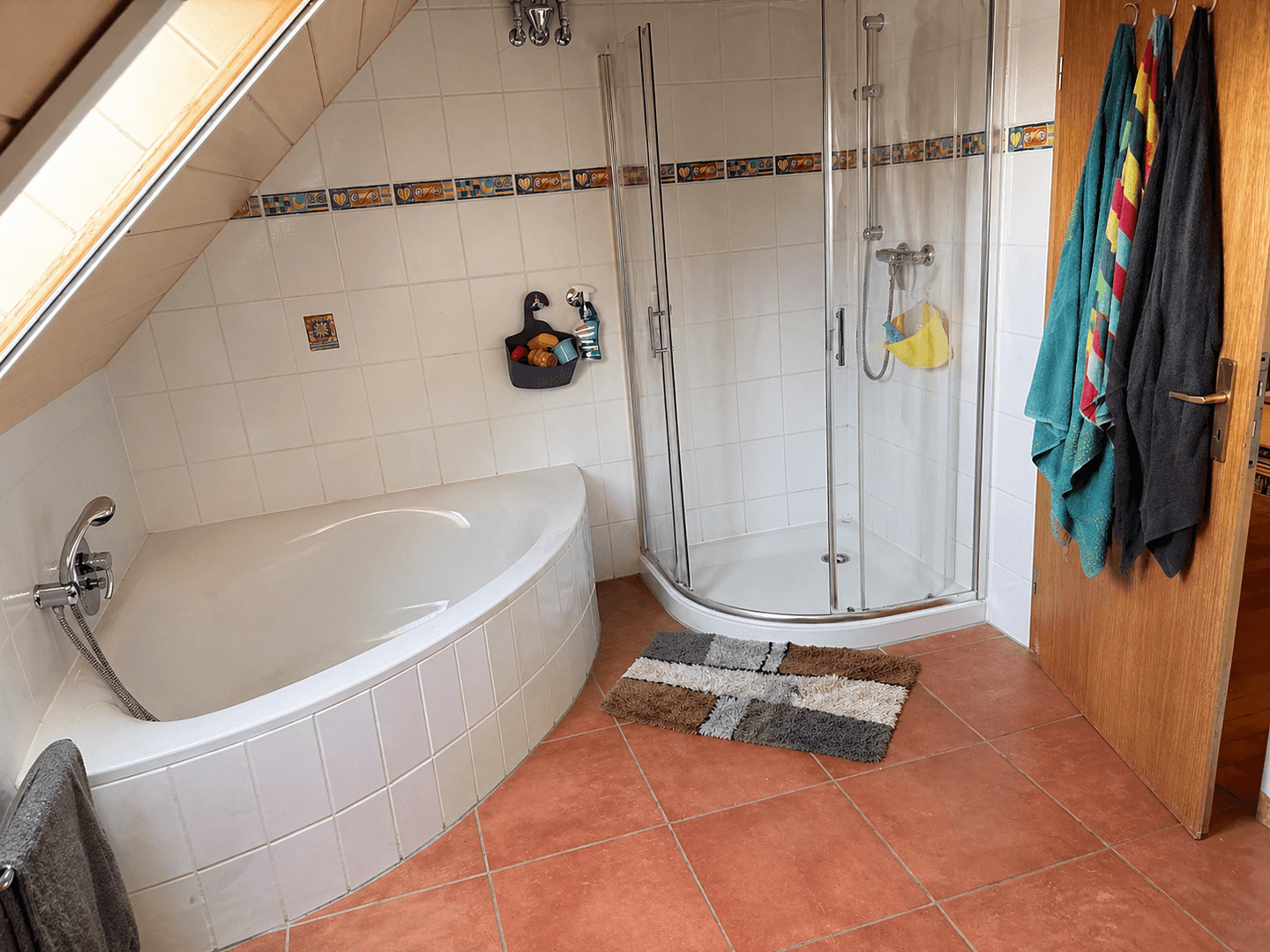 Prodej domu 150 m², pozemek 870 m², Wölpinghausen, Dolní Sasko Prodej domu 150 m², pozemek 870 m², Wölpinghausen, Dolní Sasko