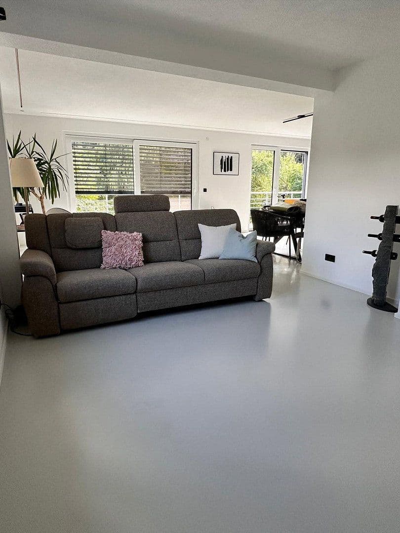 Prodej domu 260 m², pozemek 1.150 m², Tuttlingen, Bádensko-Württembersko Prodej domu 260 m², pozemek 1.150 m², Tuttlingen, Bádensko-Württembersko