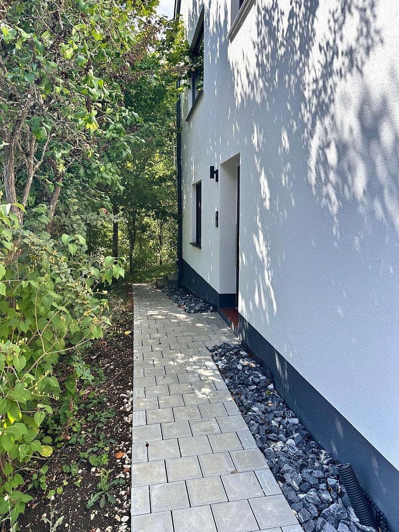 Prodej domu 260 m², pozemek 1.150 m², Tuttlingen, Bádensko-Württembersko Prodej domu 260 m², pozemek 1.150 m², Tuttlingen, Bádensko-Württembersko