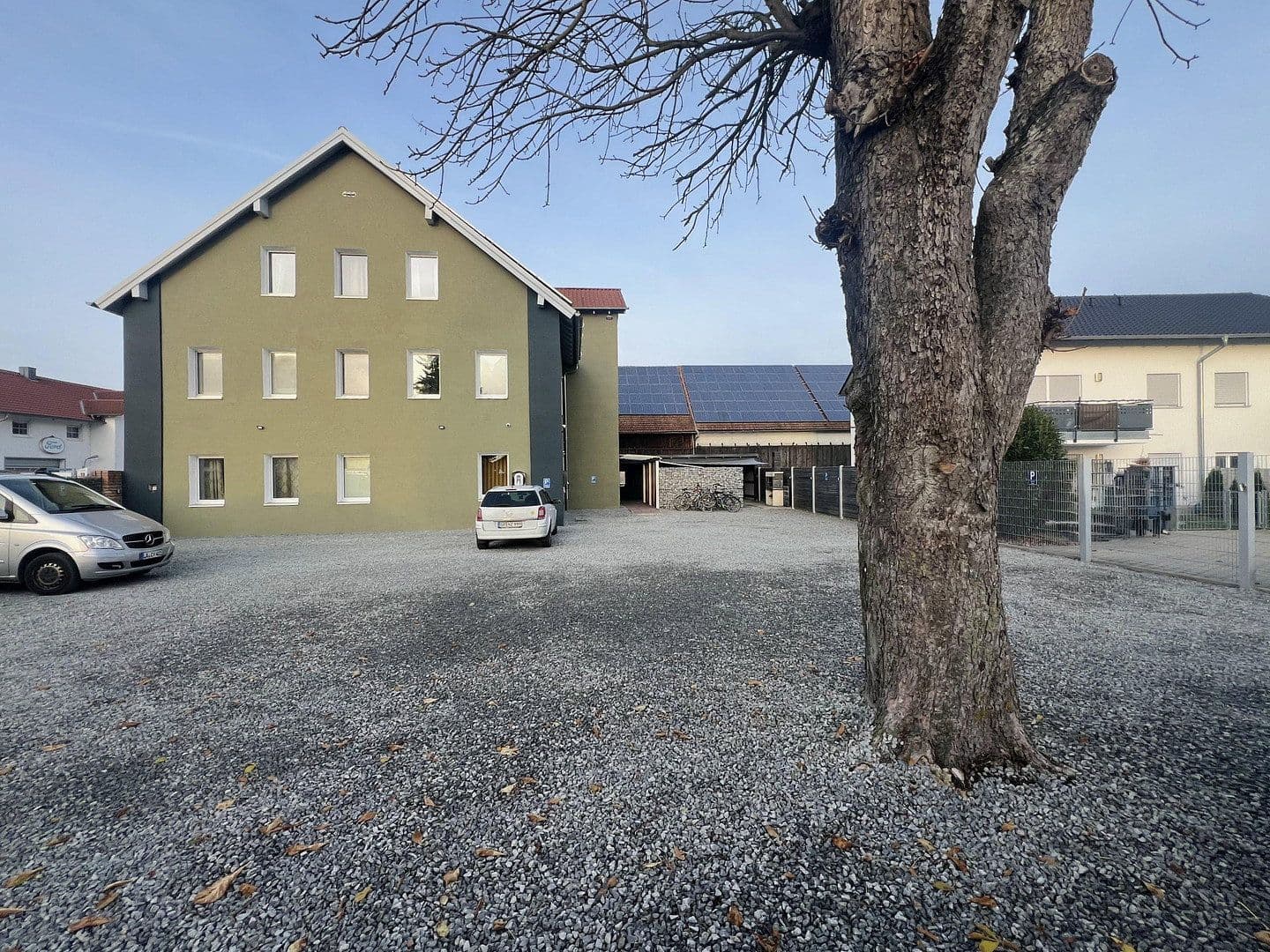 Prodej domu 480 m², pozemek 980 m², Salching, Bavorsko Prodej domu 480 m², pozemek 980 m², Salching, Bavorsko