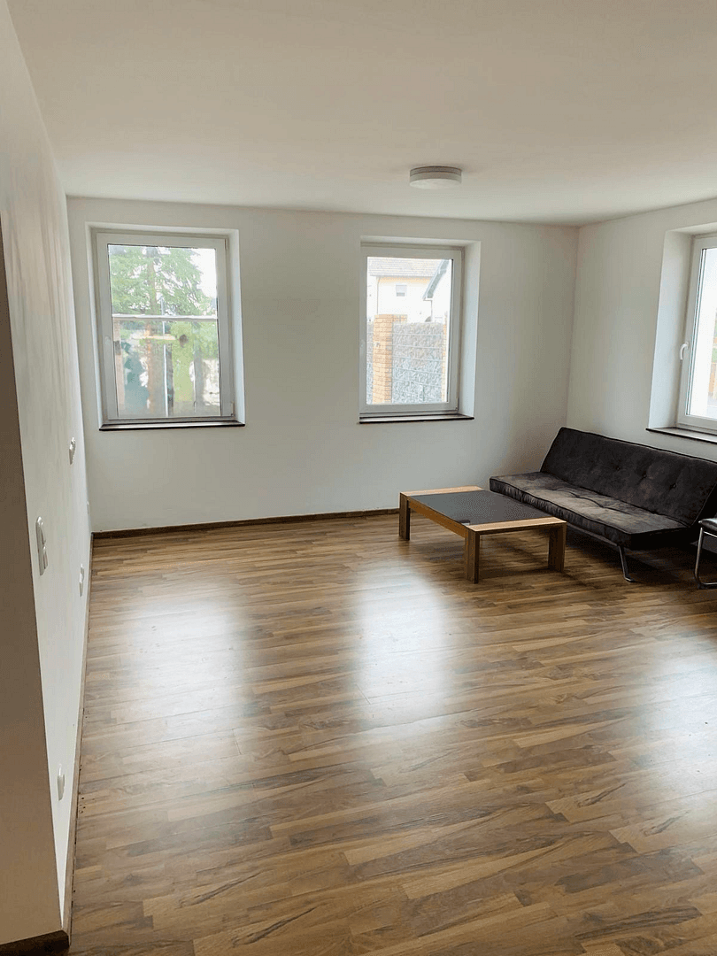 Prodej domu 480 m², pozemek 980 m², Salching, Bavorsko Prodej domu 480 m², pozemek 980 m², Salching, Bavorsko