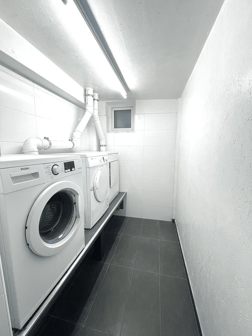 Prodej domu 480 m², pozemek 980 m², Salching, Bavorsko Prodej domu 480 m², pozemek 980 m², Salching, Bavorsko