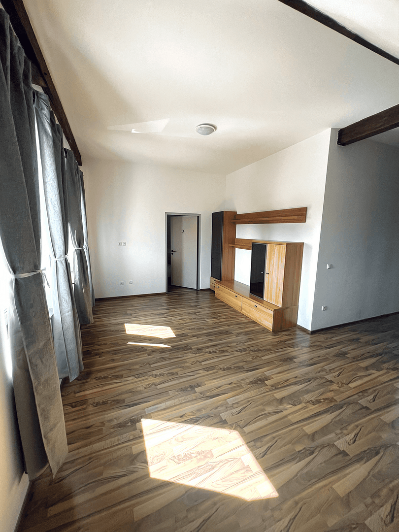 Prodej domu 480 m², pozemek 980 m², Salching, Bavorsko Prodej domu 480 m², pozemek 980 m², Salching, Bavorsko